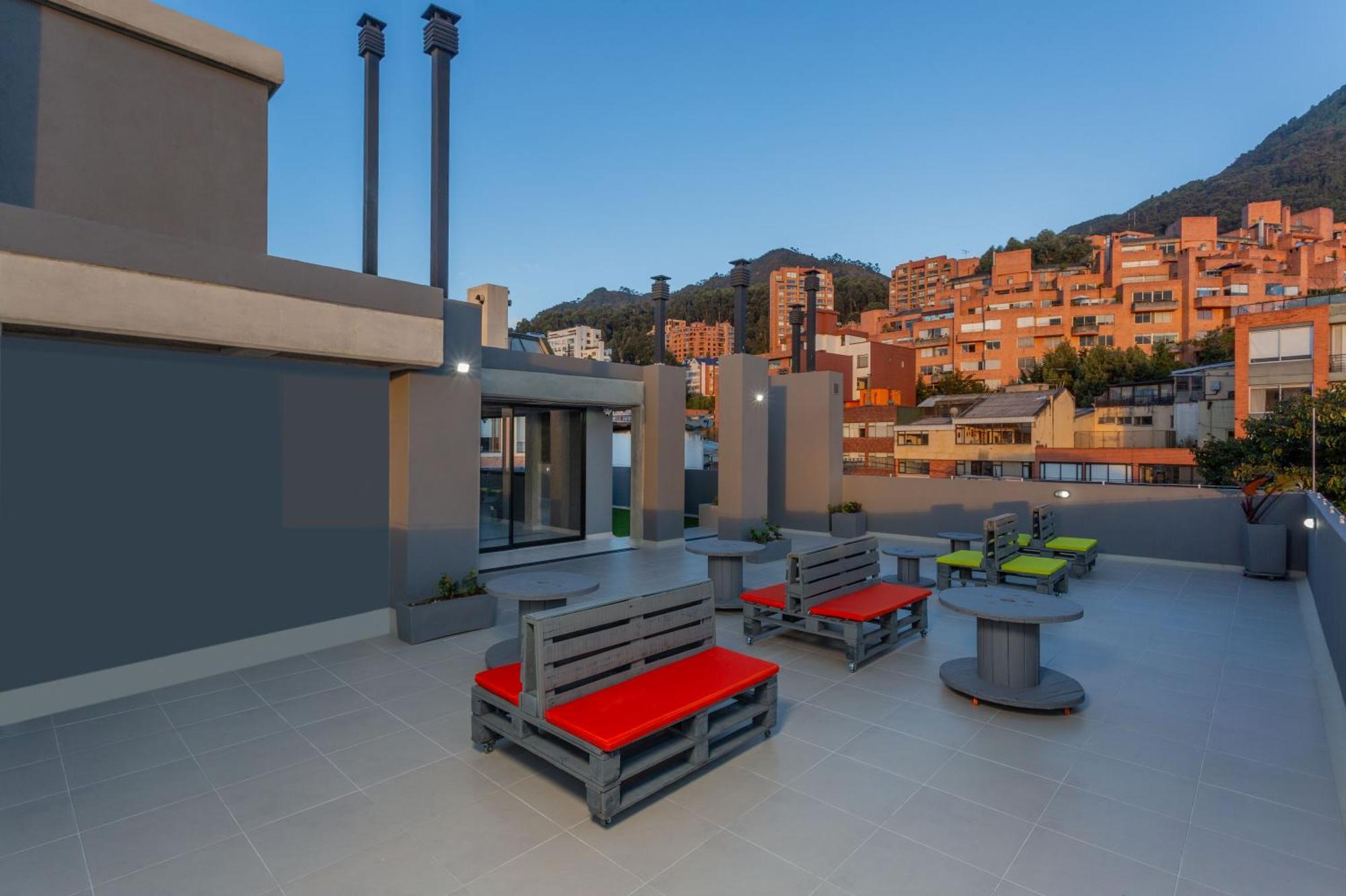 Suites Chapinero Alto Bogota Bagian luar foto